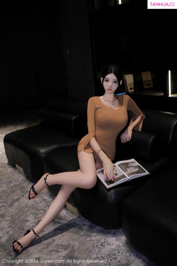   [XiuRen]高清写真图 2024.12.04 No.9544 果茶姐姐 美腿美臀第52张图片